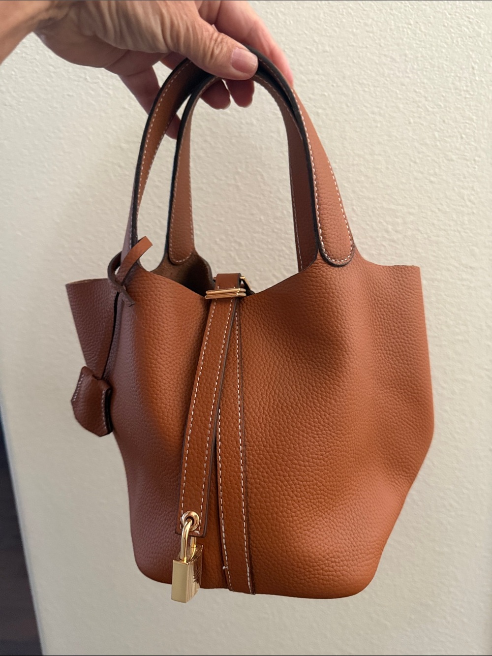Classic Tan Leather Tote Bag with Gold Hardware